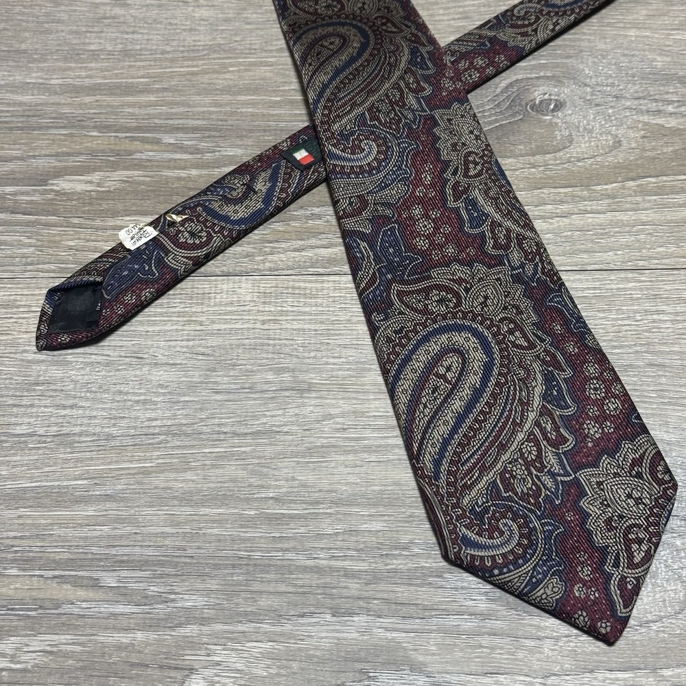 Robert Talbott Nordstrom Handmade Luxury 100% Silk Neck Tie for Men Italy USA‎